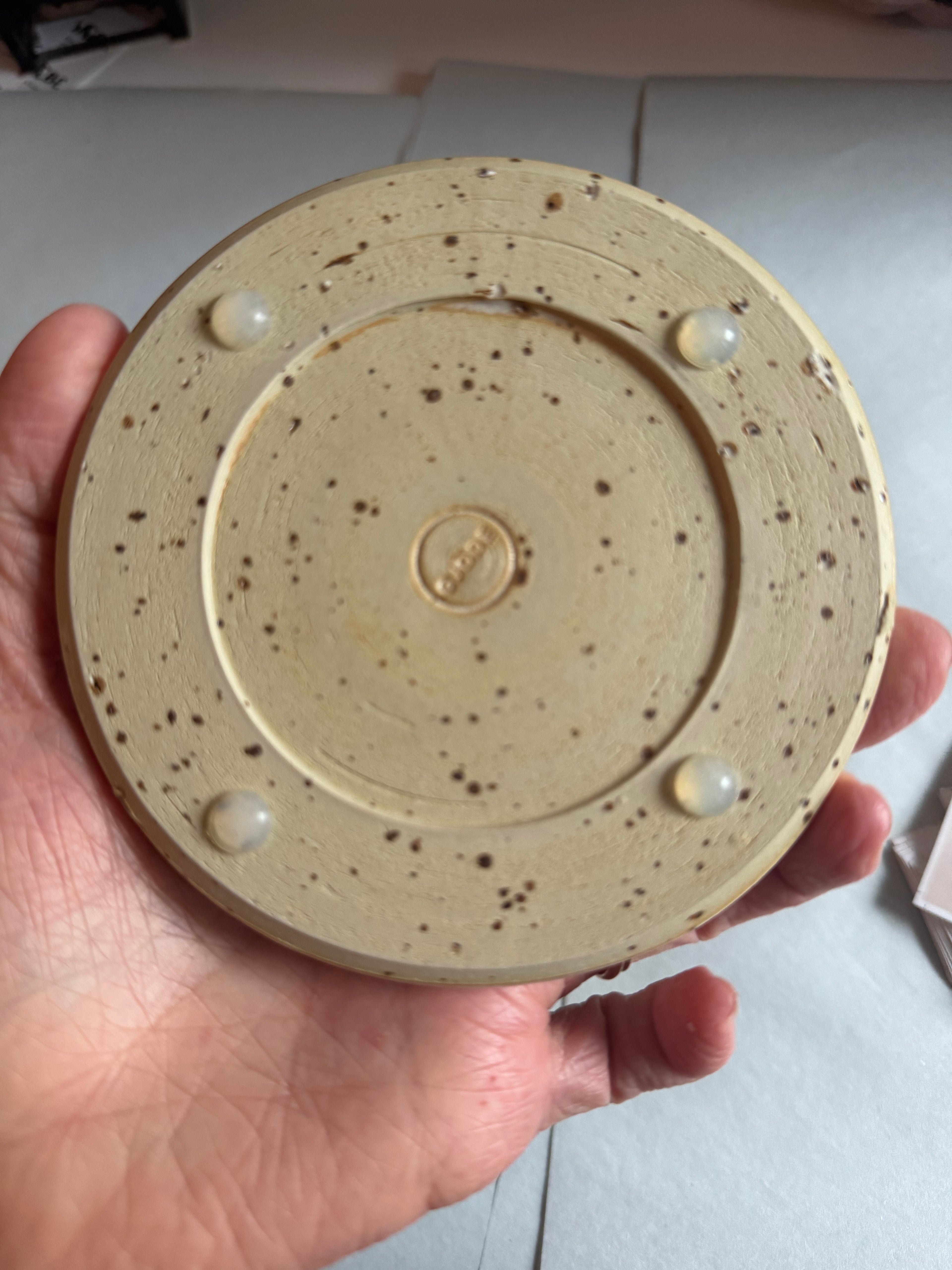 Sæbeskål fra designer og keramiker Ditte Gjøde